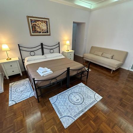 Archivio Storico Napoli Centro Bed & Breakfast エクステリア 写真